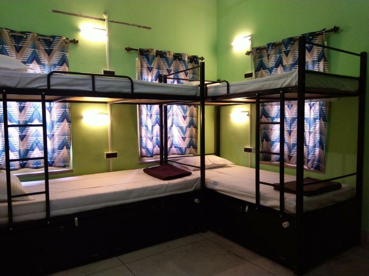 Hostel Bubble Beds Kolkata